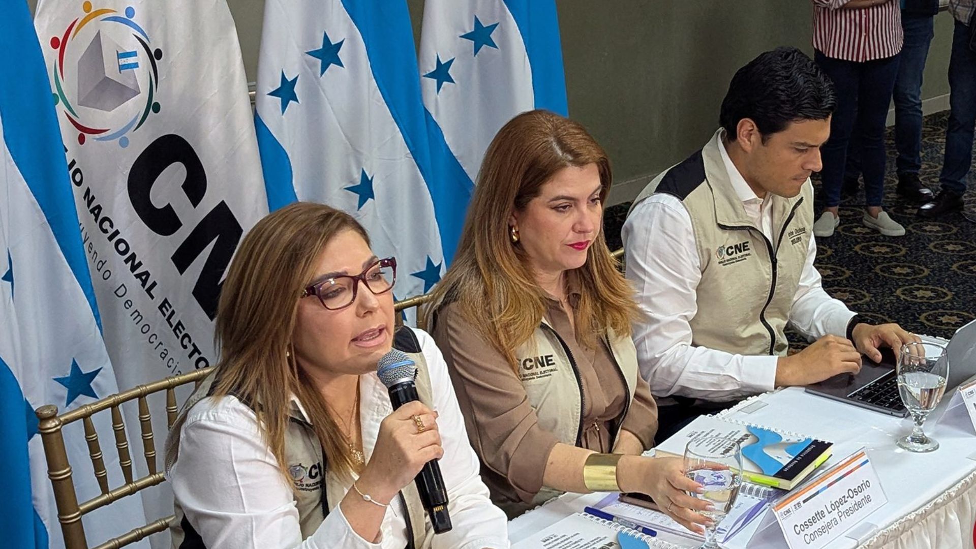 ¿Qué delitos enfrentaría un consejero del CNE si no asiste a la declaratoria electoral?