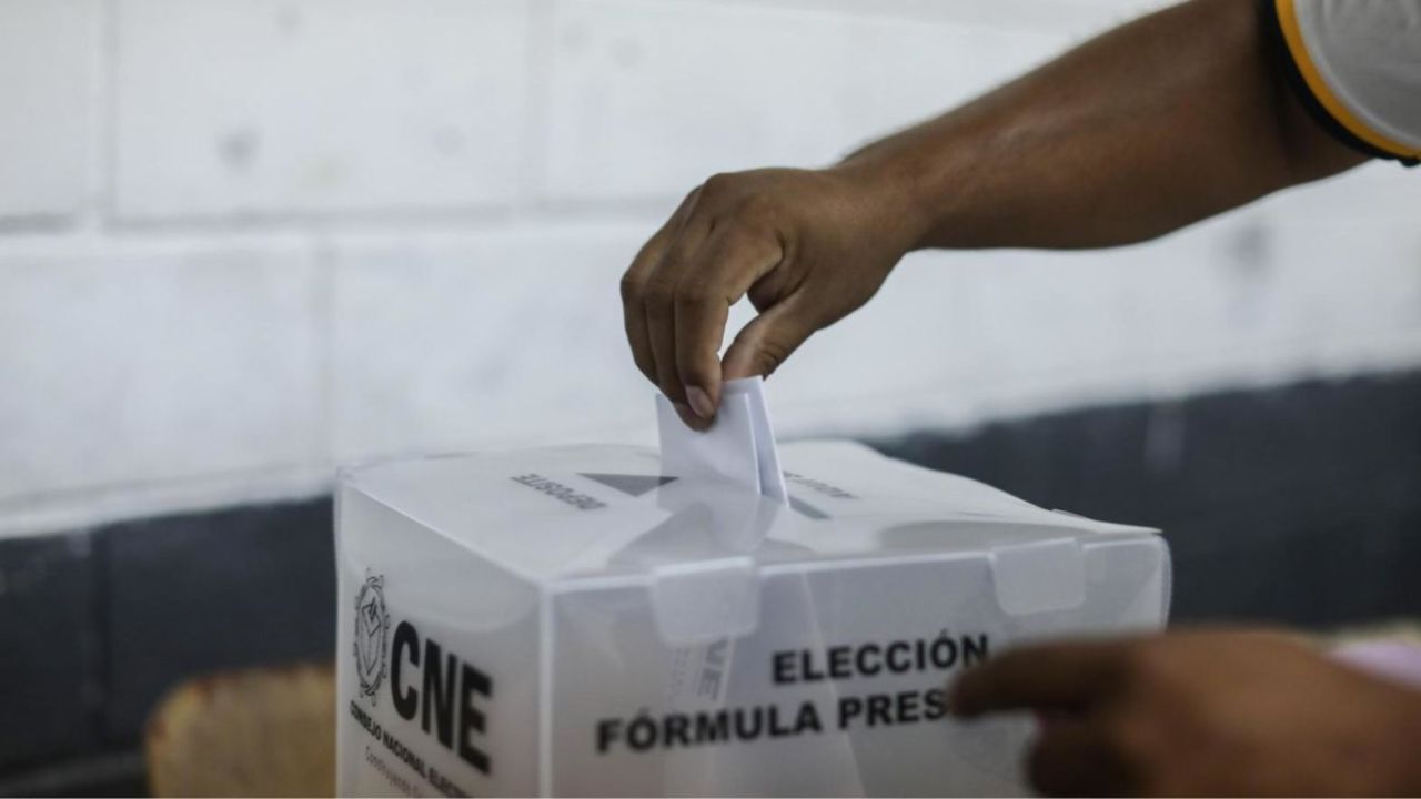 La diferencia de votos de los partidos en las elecciones de 2025 respecto a las de 2021