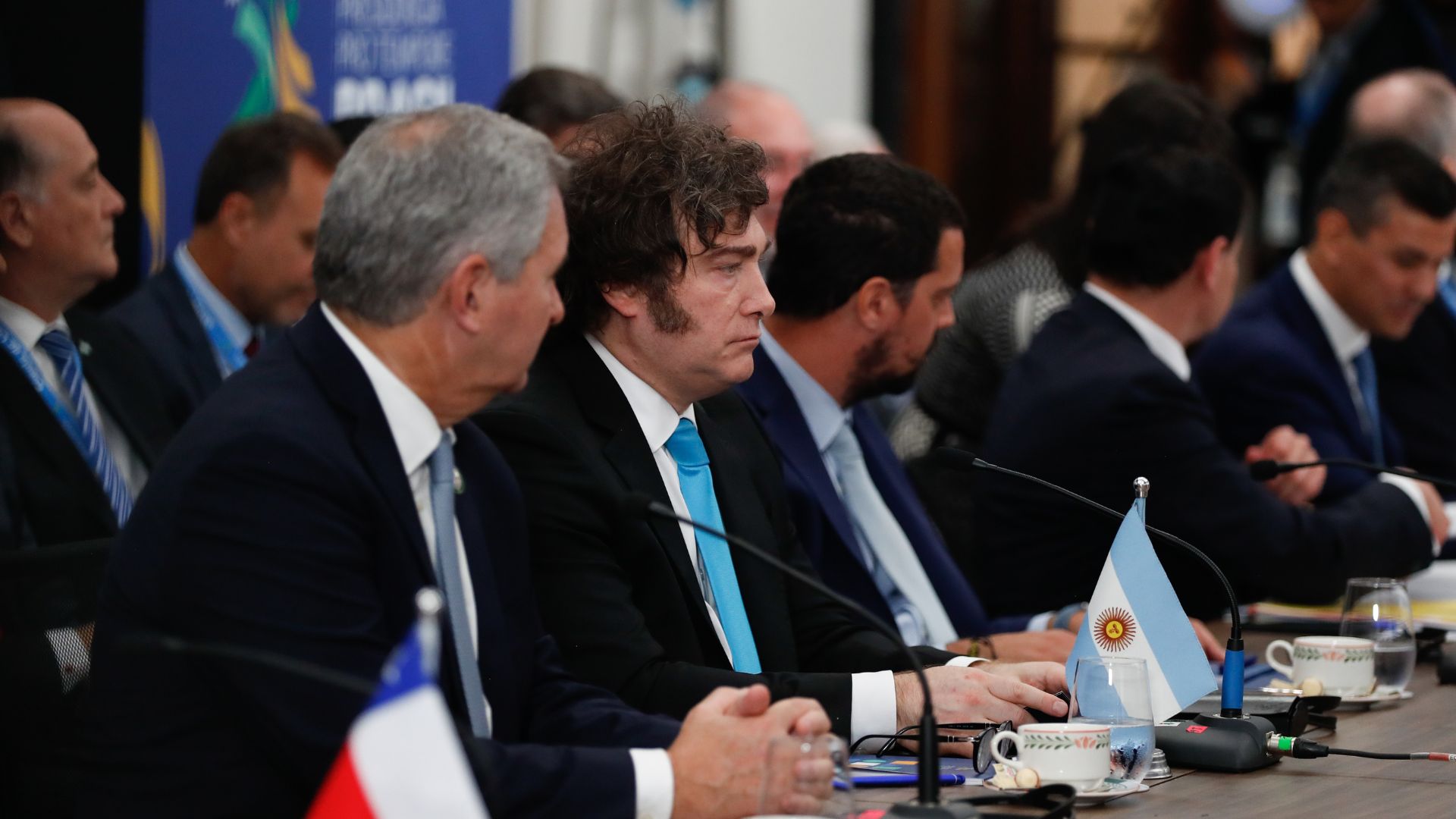 Milei insta al Mercosur a secundar la presión militar de EE.UU. contra Venezuela