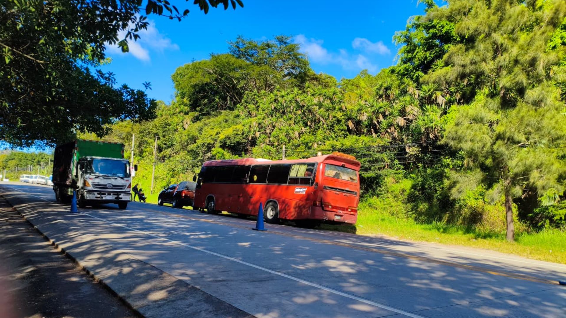 Se descompensó: niña que iba a quimioterapia muere en autobús en Villa Vieja