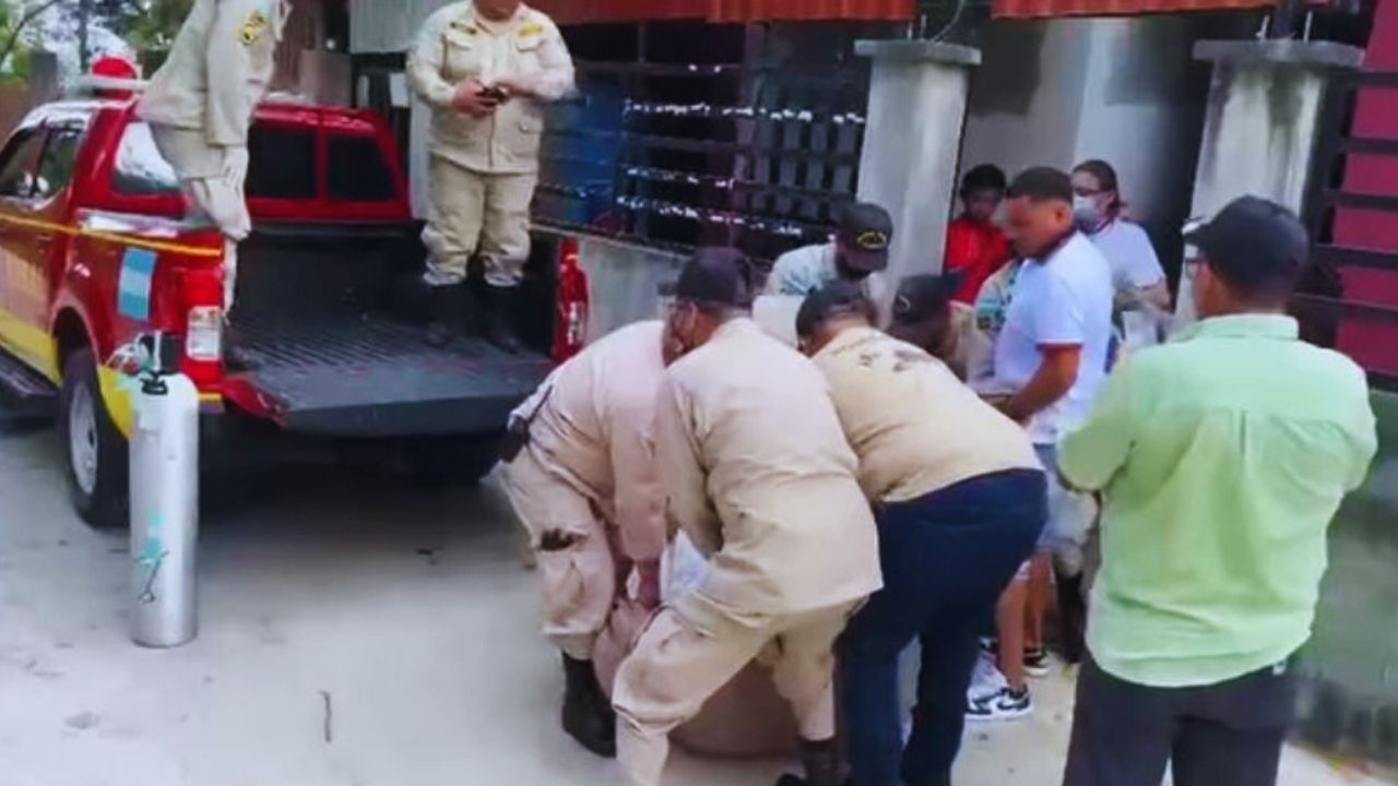 'Ponele oxígeno': así fueron los últimos momentos de hombre de 618 libras en La Ceiba