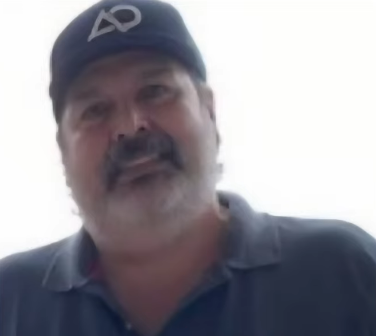 Una foto de Eduardo Oviedo