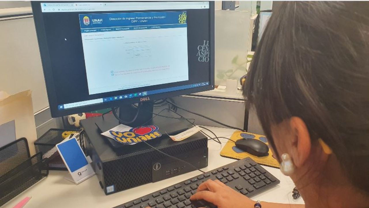 ¿Cómo solicitar la certificación de estudios de la UNAH en línea? Pasos a seguir