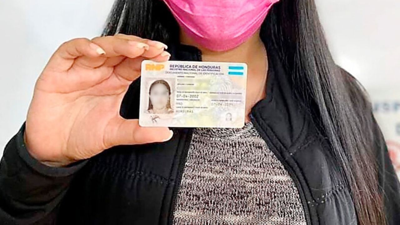 Imagen de ¿Cómo sacar el DNI por primera vez en 2026? Requisitos para la tarjeta de identidad