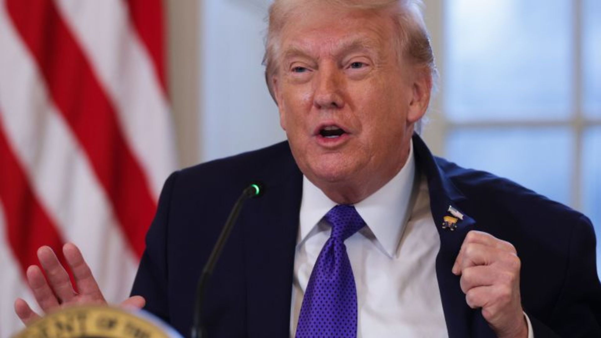 Trump advierte a Cuba que no recibirá más petróleo ni dinero de Venezuela