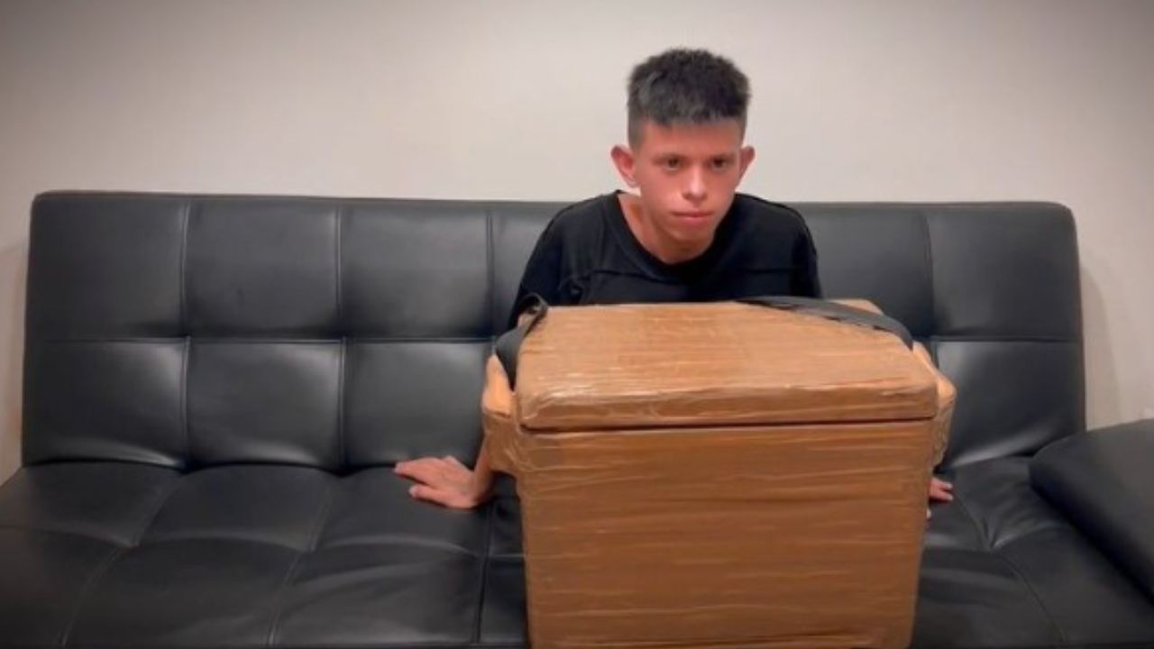 Imagen de Empanadas sales boy Cabecera: Video viral del niño vendedor de Bucaramanga Twitter