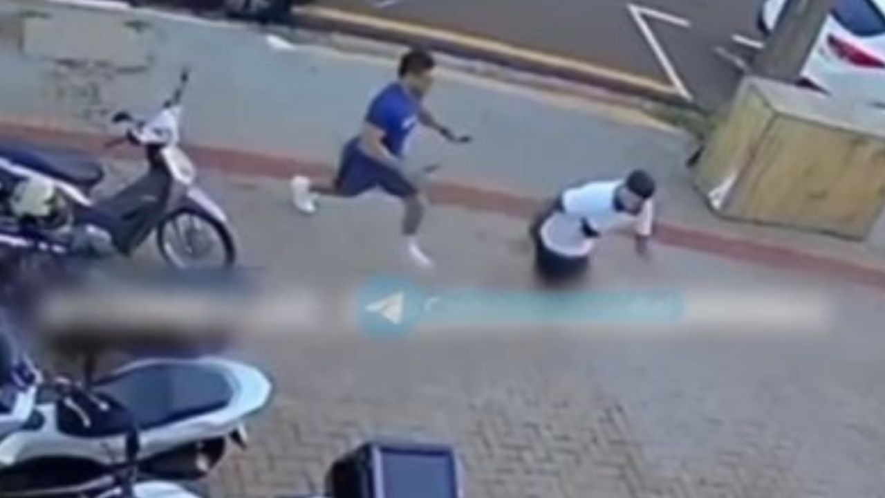 VIDEO:'No aceptó el fin de la relación', hombre mata al novio de su expareja