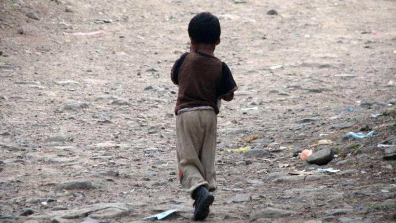 ¿Qué pasará con niño de 2 años que fue abandonado por su madre hondureña en México?