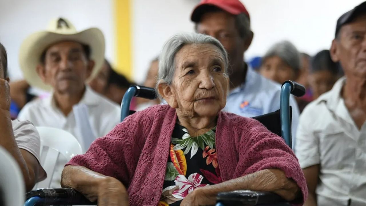 Imagen de ¿Qué establece la reforma que garantiza descuentos a adultos  en estos pagos en Honduras?