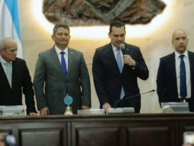 ¿Quiénes son los diputados que votaron por Tomás Zambrano como presidente del CN?