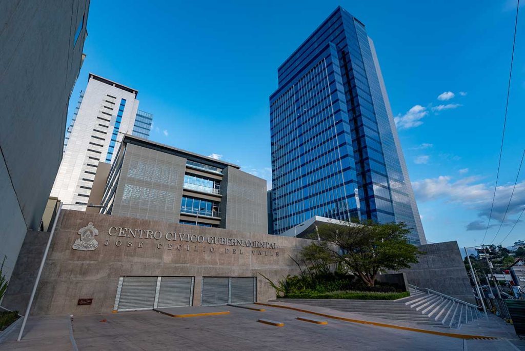 Parte exterior del Centro Cívico Gubernamental