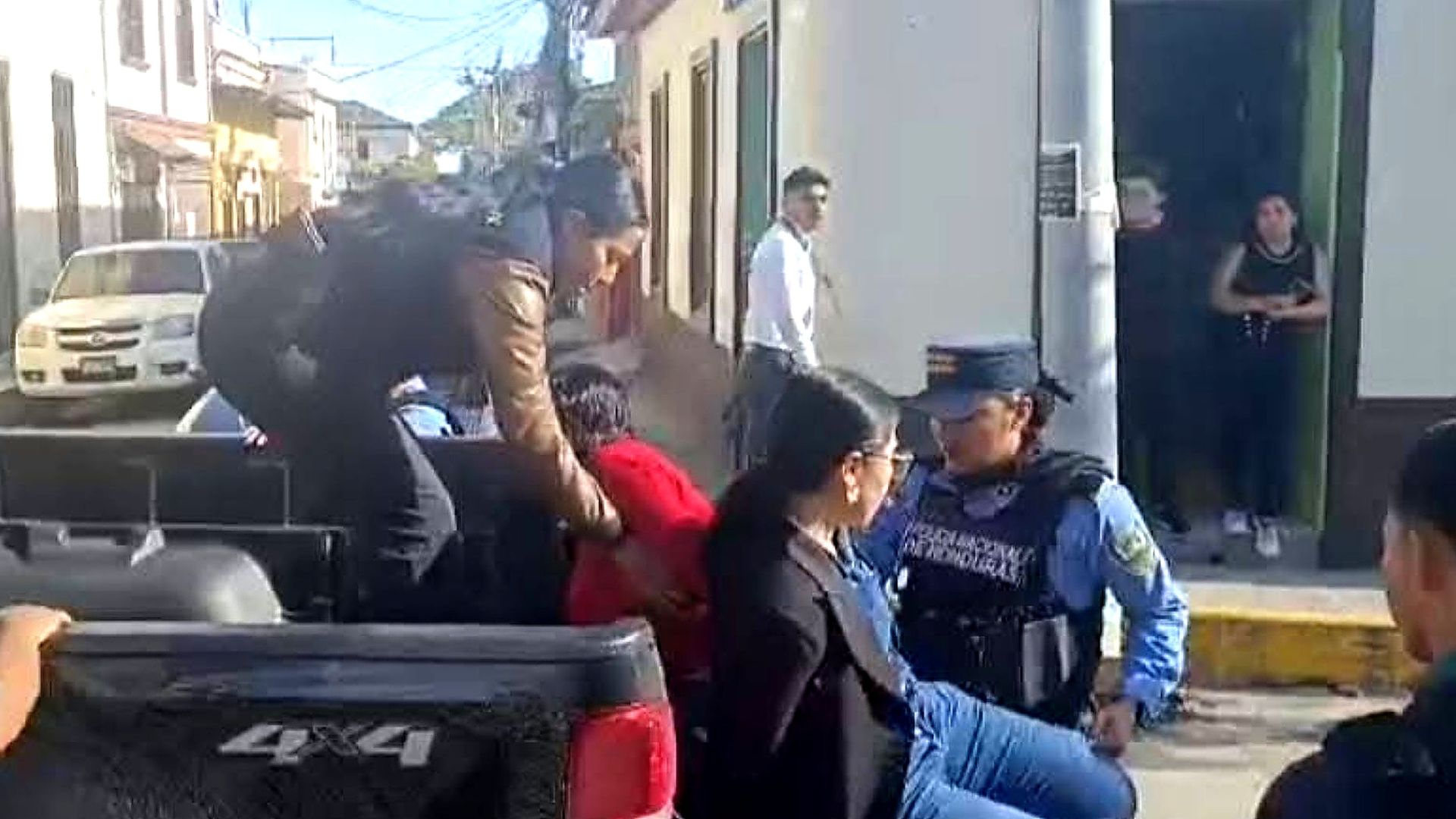 VIDEO: Capturan a tres mujeres por muerte de bebé en guardería en Copán