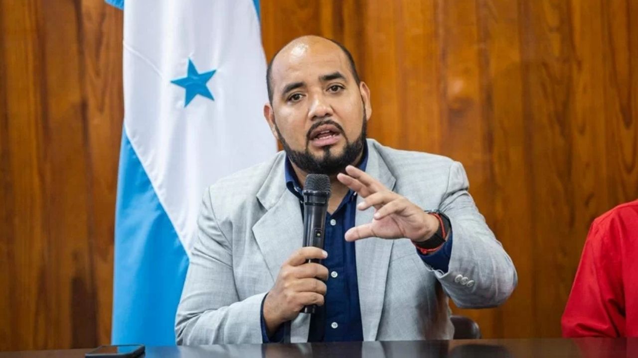 VIDEO: 'No me autonombré en una asistencia técnica'; Daniel Esponda se defiende