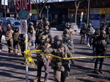 Funcionarios de ICE y CBP se niegan a responder ante el Congreso por muertes