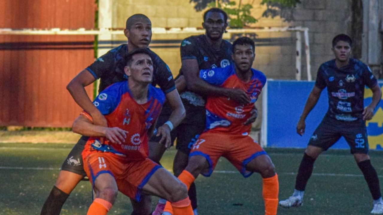 En un partidazo, y con golazos incluidos, Lobos UPNFM y Victoria se reparten los puntos