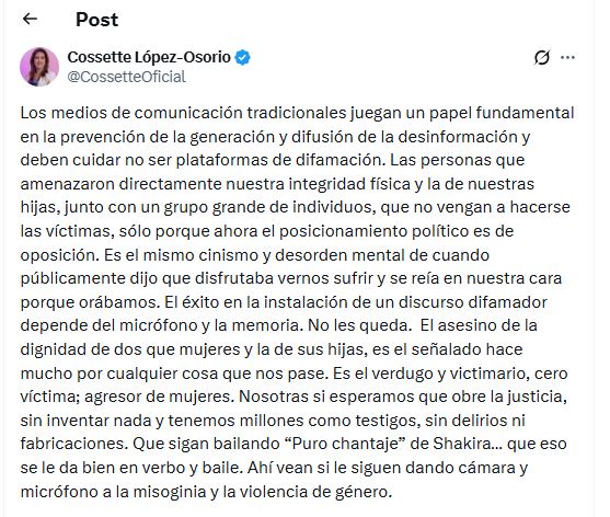 X de Cossette López