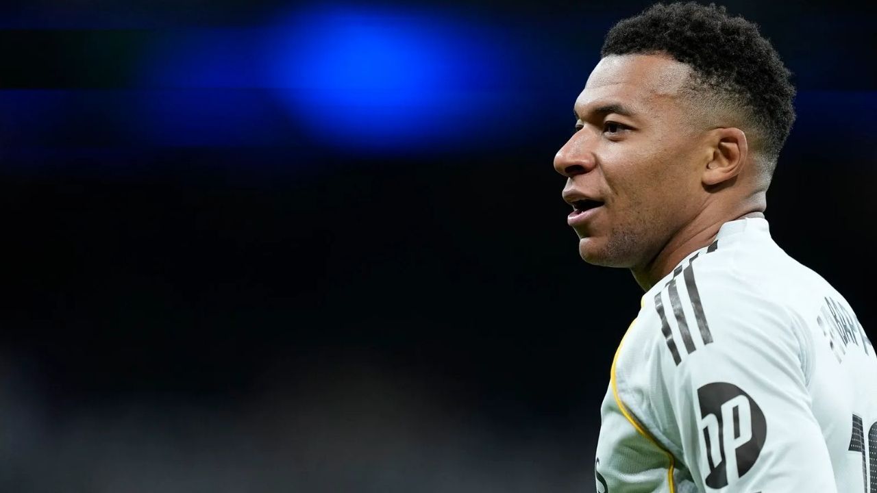 Imagen de Mbappé rompe el silencio sobre su lesión de rodilla; habían equivocado el diagnóstico