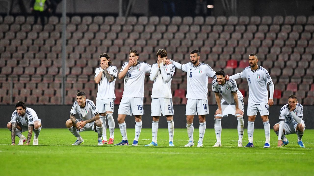Imagen de Italia sigue 'cargando su cruz': Bosnia & Herzegovina elimina del Mundial a la Azzurra