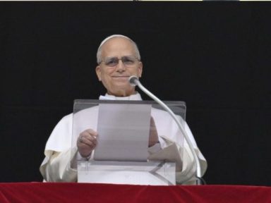 Imagen de El papa pide poner fin a la "espiral de violencia" en Oriente Medio