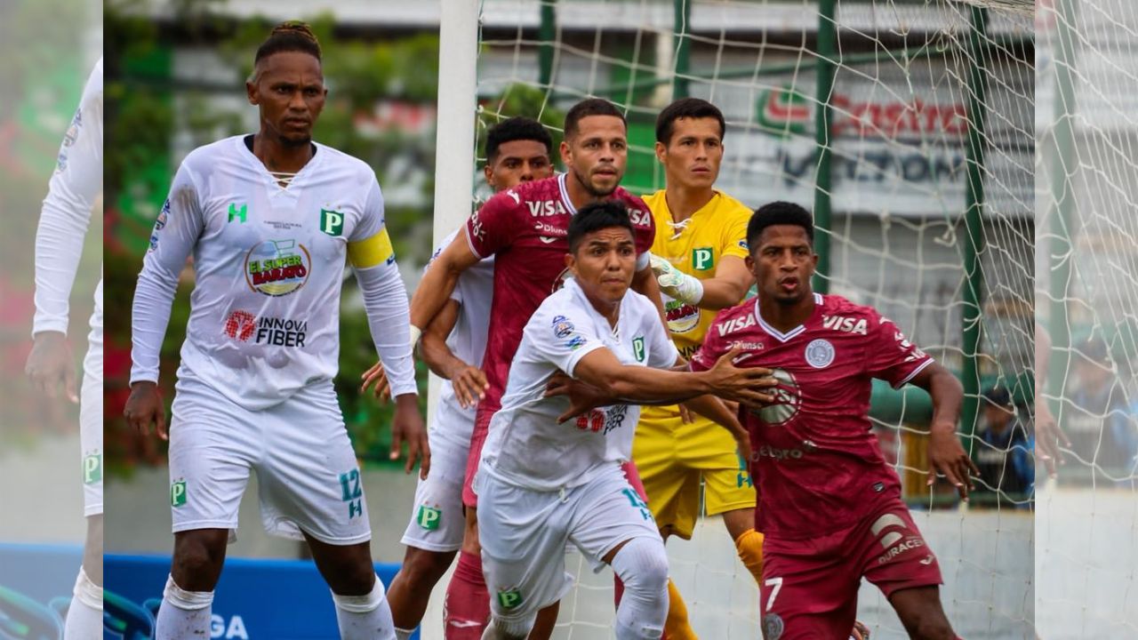 Imagen principal de Motagua recupera el liderato ante Platense y sigue invicto en el Clausura