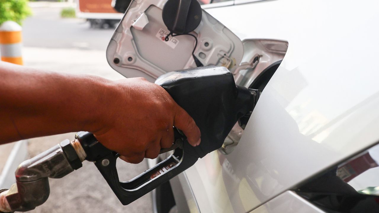 Imagen de Nuevos trancazos en precios de los combustibles en Honduras desde el 23 de marzo
