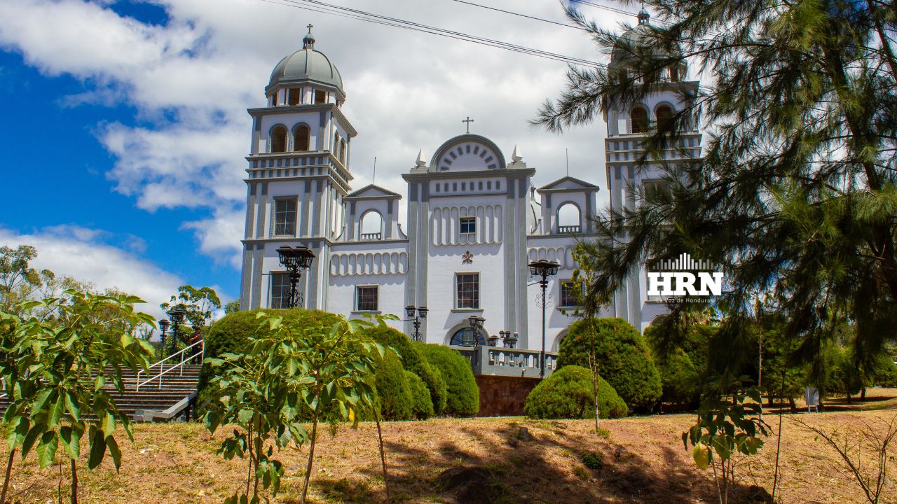 Imagen principal de Semana Santa 2026: Basílica de Suyapa detalla horarios y fechas de celebraciones