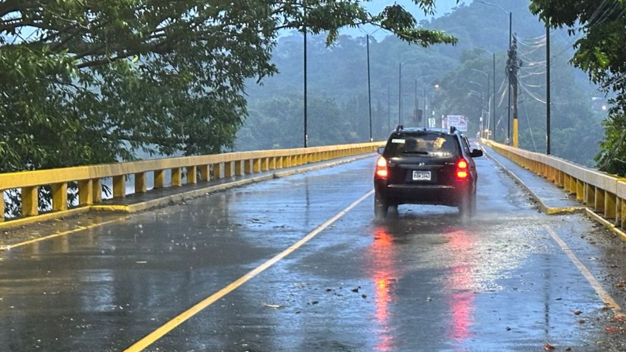 Imagen principal de Vaguada comenzará a dejar lluvias en Honduras este jueves, pese a alta temperatura