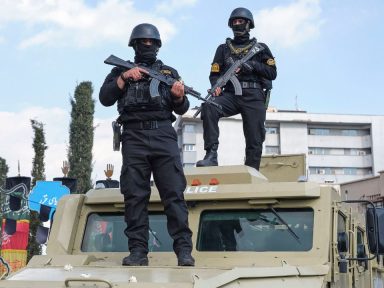 Imagen de Tras amenaza de 'aniquilación' de Trump, Irán propone un alto al fuego