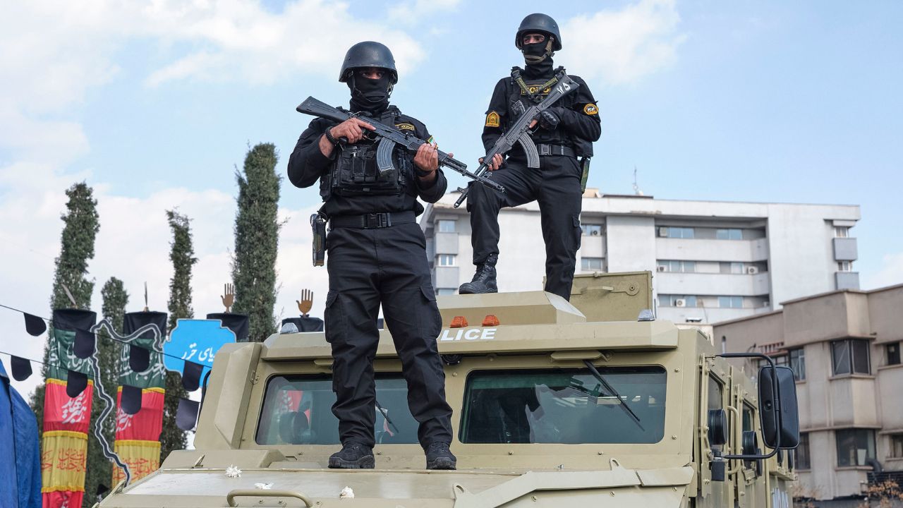 Imagen principal de Tras amenaza de 'aniquilación' de Trump, Irán propone un alto al fuego