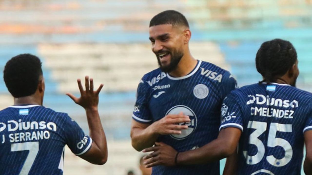 Imagen principal de Motagua golea a Choloma y recupera el liderato del Clausura 2026