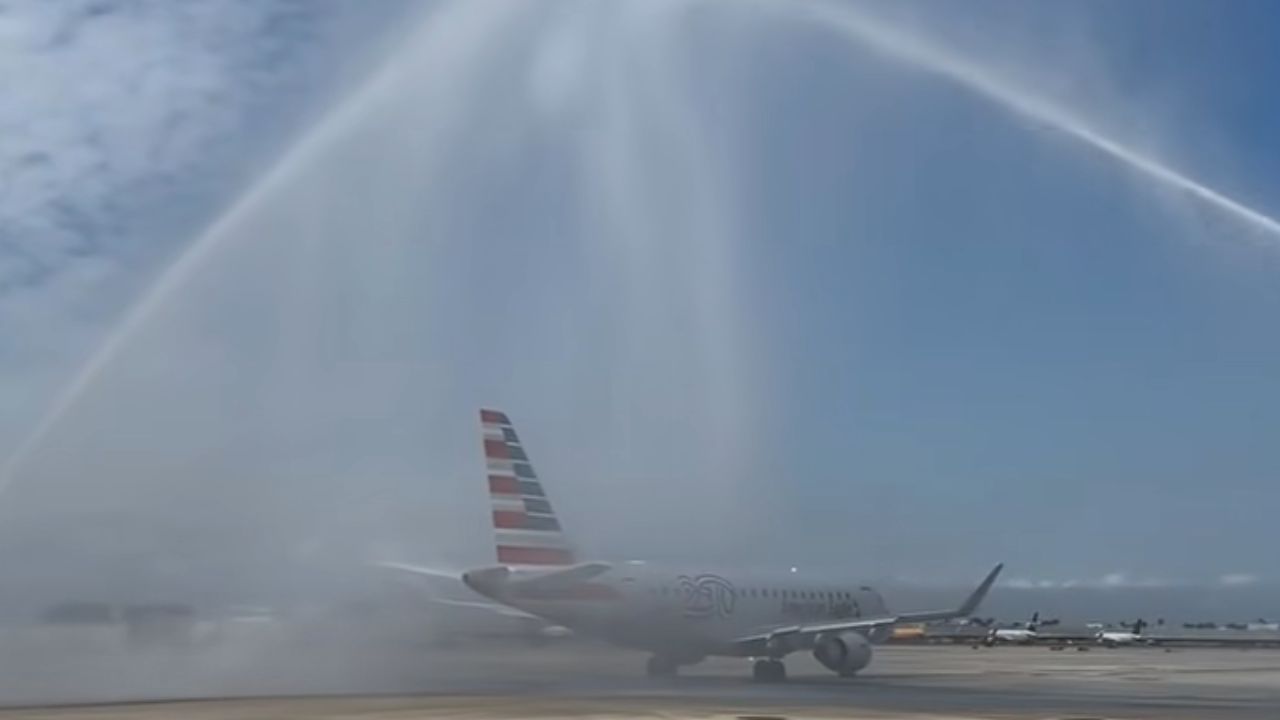 Imagen de 7 años después se reanudan los vuelos comerciales entre EE. UU. y Venezuela