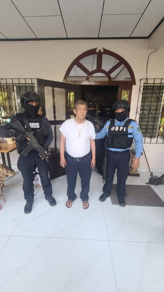 Adán Fúnez capturado por el crimen de Juan López