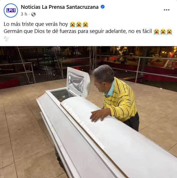 Captura de pantalla de la publicación del hombre que vela solo a su esposa