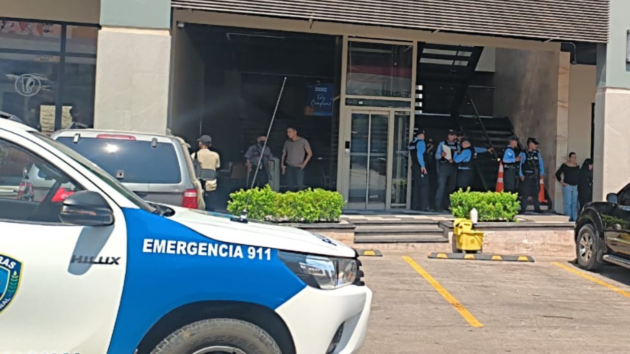 Imagen de Estaba comprando: Identifican a joven asesinado en Los Pinos