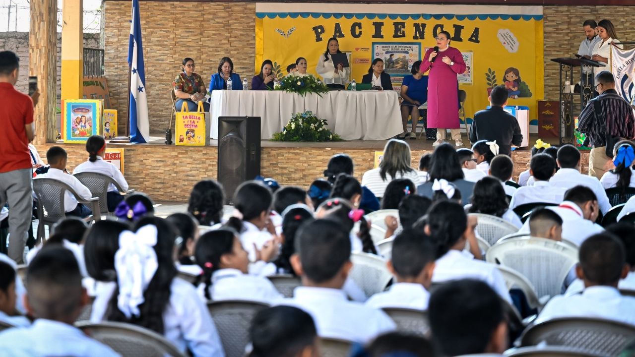 Imagen de Altas temperaturas obligan a mantener horario reducido en escuelas esta semana