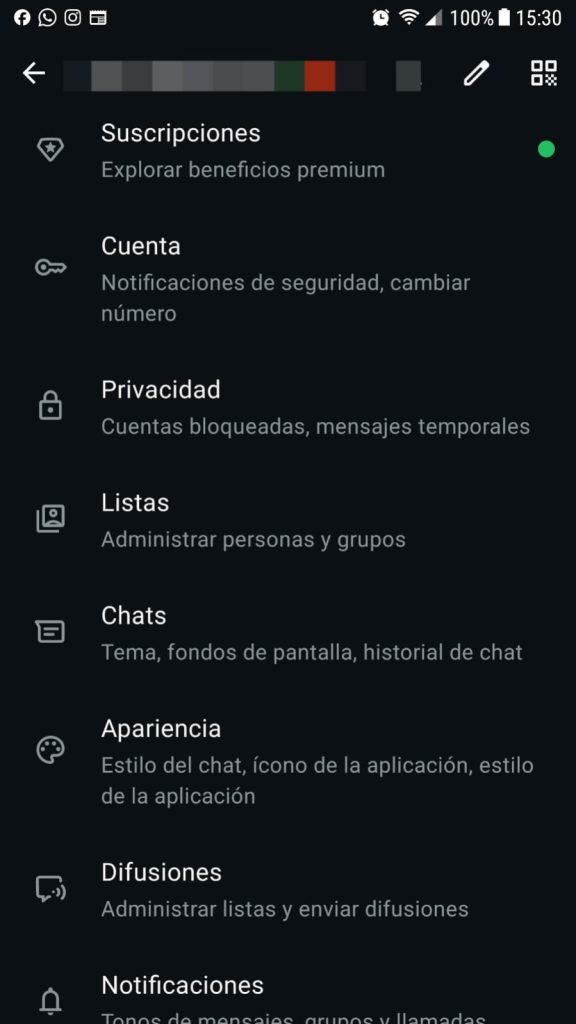 Menú de ajustes de WhatsApp.