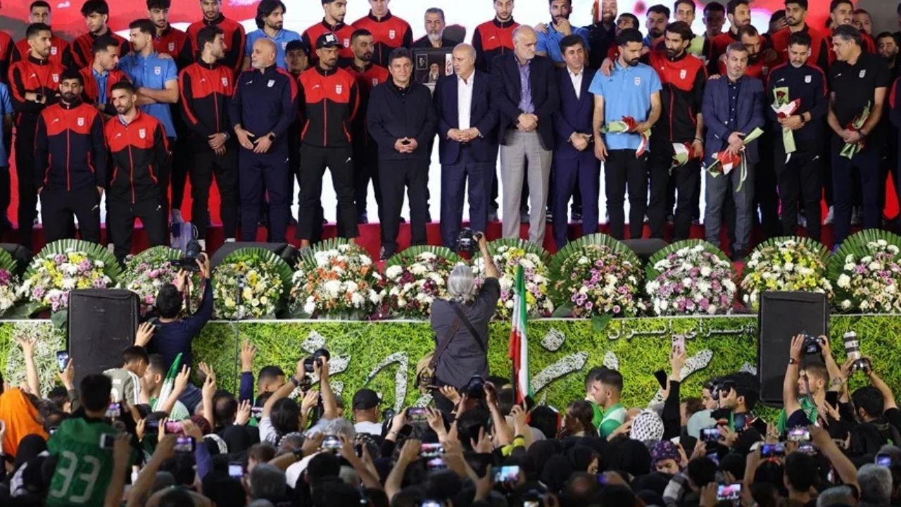 Estados Unidos no otorgó visas a toda la delegación de fútbol de Irán Imagen principal de Estados Unidos no otorgó visas a toda la delegación de fútbol de Irán