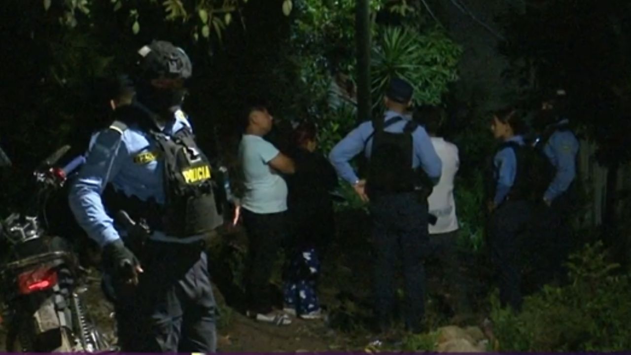 Menor de 15 años es ejecutado en solitaria calle de la colonia Villa Nueva Imagen principal de Menor de 15 años es ejecutado en solitaria calle de la colonia Villa Nueva
