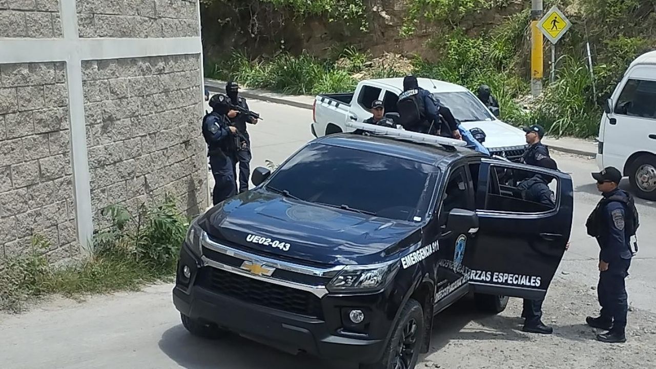 VIDEO: En una lujosa vivienda, así cayó el presunto cabecilla de la banda 'La Fobi' Imagen principal de VIDEO: En una lujosa vivienda, así cayó el presunto cabecilla de la banda 'La Fobi'