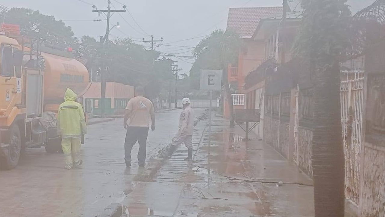 No guardes el paraguas: Influencia de Cristina seguirá provocando lluvias en Honduras Imagen principal de No guardes el paraguas: Influencia de Cristina seguirá provocando lluvias en Honduras