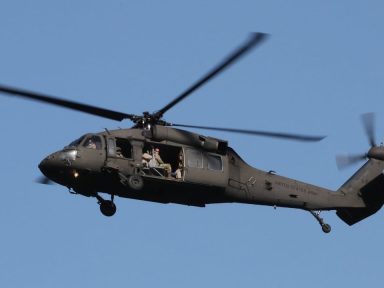 Imagen de Por derribar un helicóptero, Estados Unidos lanza ataques contra Irán en represalia