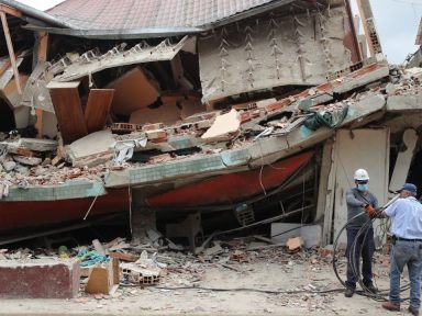 Imagen de Se elevan a 1,430 las personas fallecidas por el doble terremoto en Venezuela