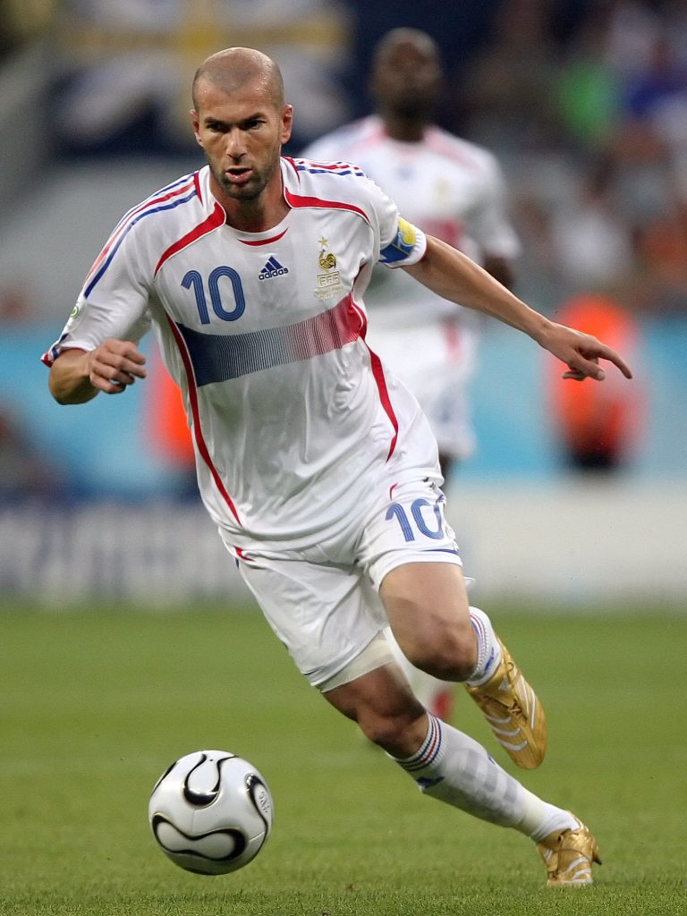 Zinedine Zidane en un partido de la Selección de Francia en 2006.