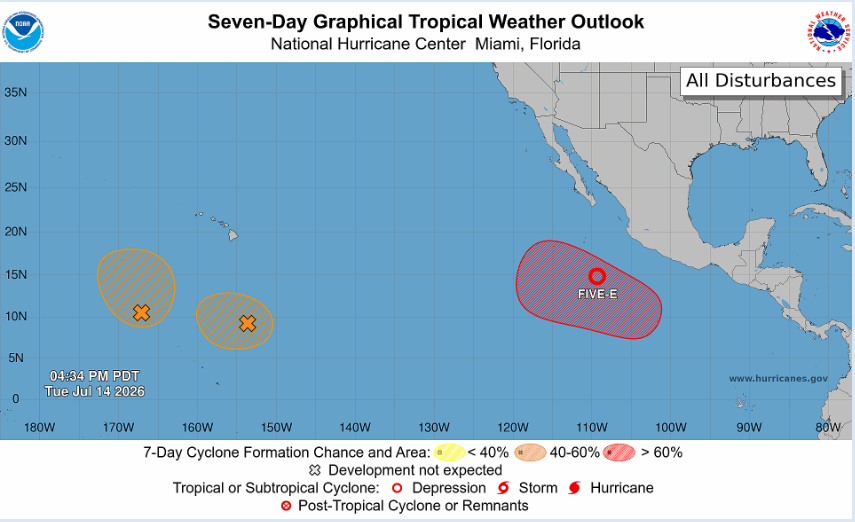 Monitoreo del NHC en el océano Pacífico, donde hay fenómenos que pueden convertirse en ciclones tropicales.