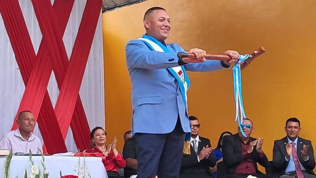Una foto del hombre