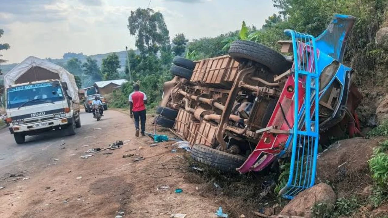 Imagen de Asciende a 24 el número de muertos por accidente de autobús escolar en Uganda