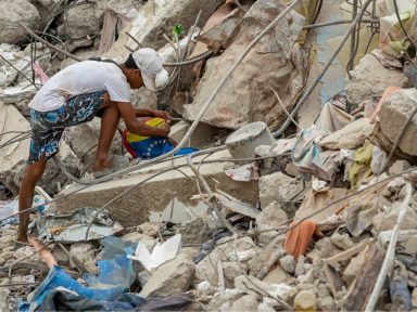 Imagen de Aumenta a 5,119 la cifra de muertos por el doble terremoto en Venezuela