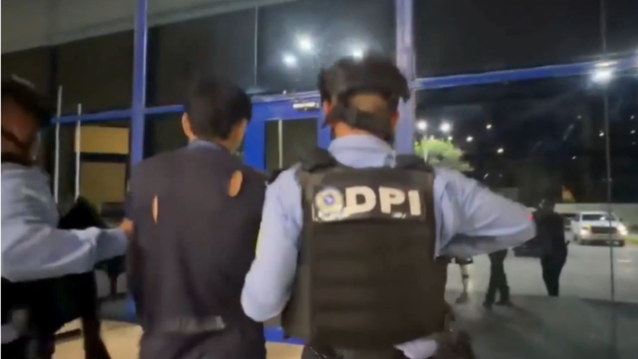 Capturan a un hombre acusado de matar a una mujer tras pedirle agua en su casa Imagen principal de Capturan a un hombre acusado de matar a una mujer tras pedirle agua en su casa