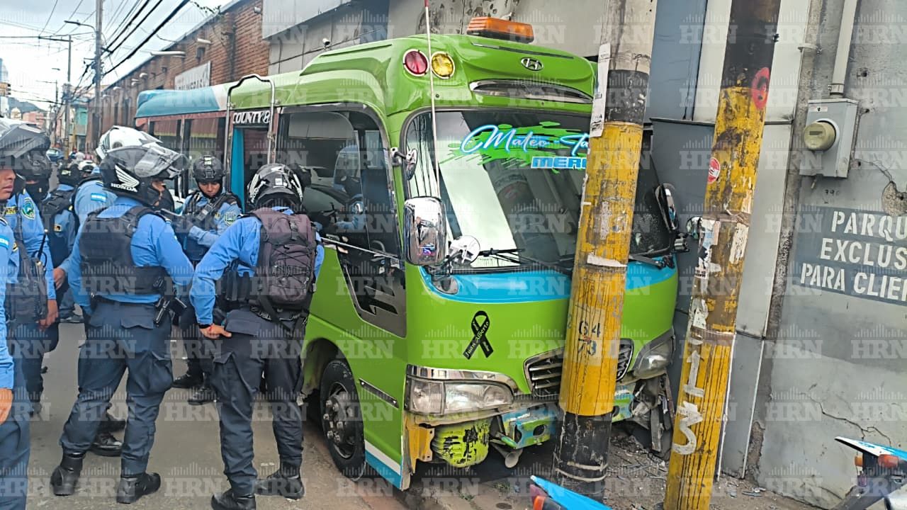 Murió conductor de 'rapidito' atacado este día: así fueron sus últimos minutos Imagen principal de Murió conductor de 'rapidito' atacado este día: así fueron sus últimos minutos