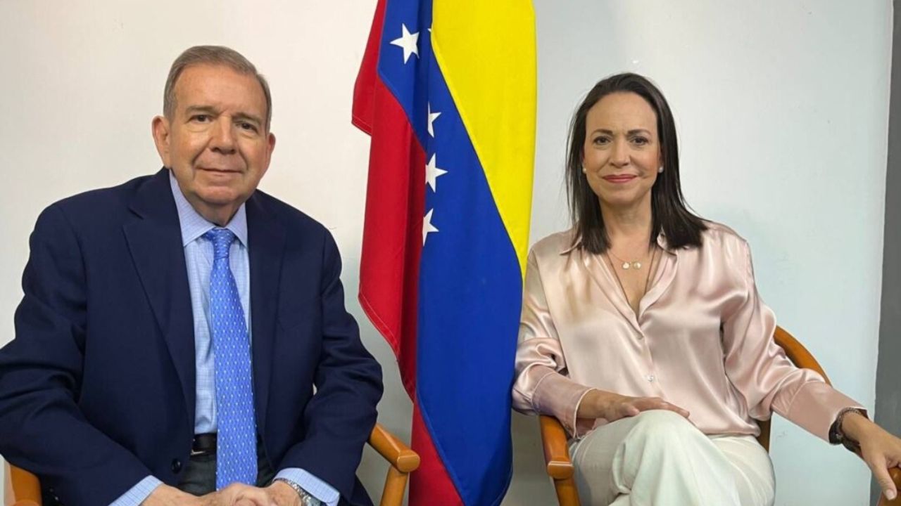 Machado y González esperan que diálogo entre chavismo y grupo opositor logre elecciones Imagen principal de Machado y González esperan que diálogo entre chavismo y grupo opositor logre elecciones